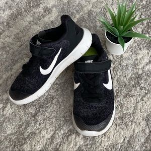 NIKE Boys Sneakers